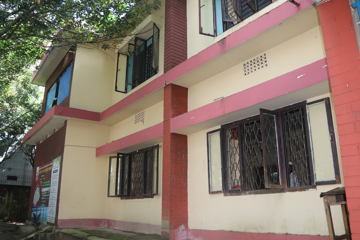 প্রতিষ্ঠাতা